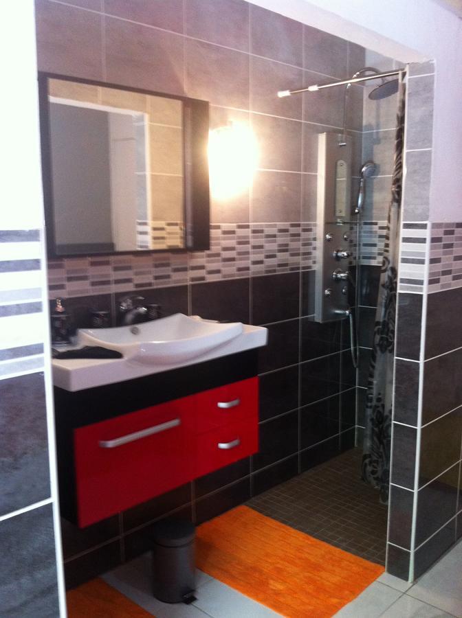 Bed and Breakfast Corbeille D'Or Saint-Louis Exterior foto