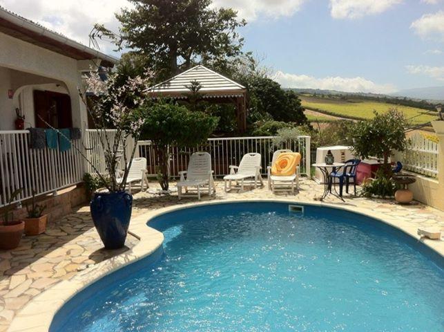 Bed and Breakfast Corbeille D'Or Saint-Louis Exterior foto